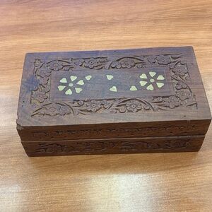 Vintage Handcrafted Sheesham Wooden Trinket Box made in India
